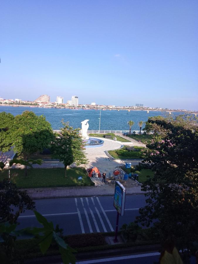 Nha Nghi Hang Nga Ντονγκ Χόι Εξωτερικό φωτογραφία